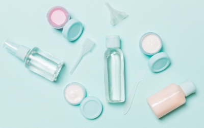 Techniques de maquillage : adoptez glass skin et contouring subtil